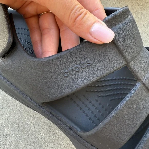 CROCS Dark Gray Platform Sandals - Picture 5 of 15